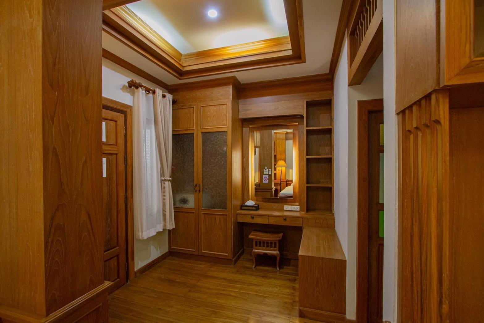 Отель Rich Lanna House Чиангмай Экстерьер фото